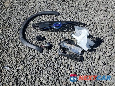 Zdjęcie 13 z 14 samochodu: 2018 VOLVO V60 CROSS COUNTRY PREMIER VIN:YV440MWK5J2058058 - miniatura