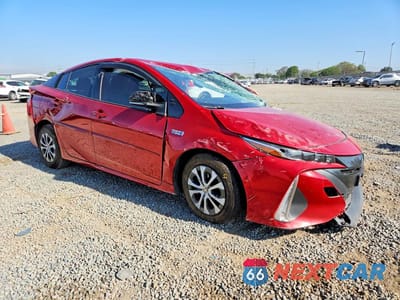 Czwarte zdjęcie samochodu z boku: 2021 TOYOTA PRIUS PRIME XLE VIN:JTDKAMFP2M3176991 - miniatura