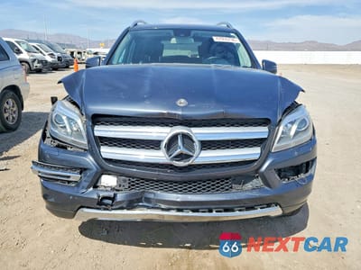Piąte zdjęcie samochodu w środku: 2015 MERCEDES-BENZ GL 450 4MATIC VIN:4JGDF6EE0FA575527 - miniatura