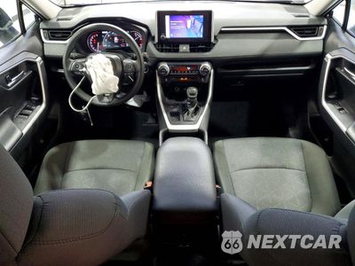 Zdjęcie 8 z 13 samochodu: 2024 TOYOTA RAV4 XLE VIN:2T3W1RFV0RC302932 - miniatura