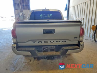 Zdjęcie 6 z 13 samochodu: 2022 TOYOTA TACOMA TRD SPORT VIN:3TMCZ5AN6NM523845 - miniatura