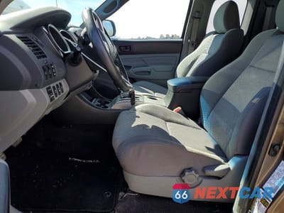Zdjęcie 7 z 13 samochodu: 2012 TOYOTA TACOMA V6 VIN:5TFUU4EN2CX038228 - miniatura