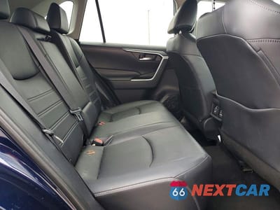 Zdjęcie 11 z 13 samochodu: 2019 TOYOTA RAV4 XLE PREMIUM VIN:2T3C1RFV4KW052733 - miniatura