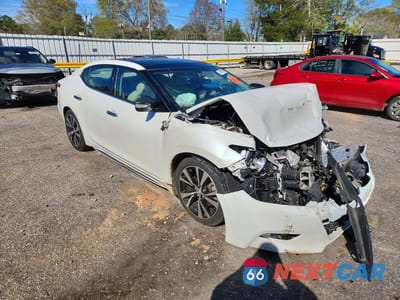 Czwarte zdjęcie samochodu z boku: 2017 NISSAN MAXIMA 3.5 SL VIN:1N4AA6AP8HC418824 - miniatura