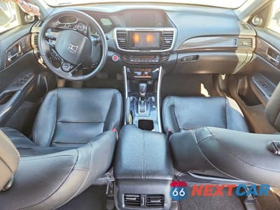 Zdjęcie 8 z 12 samochodu: 2017 HONDA ACCORD TOURING HYBRID VIN:JHMCR6F77HC029868 - miniatura