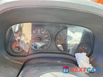 Zdjęcie 9 z 13 samochodu: 2013 JEEP COMPASS LATITUDE VIN:1C4NJDEB9DD165418 - miniatura