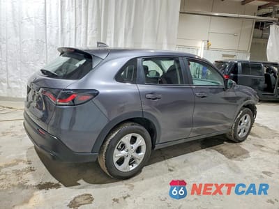 Trzecie zdjęcie samochodu z tyłu: 2024 HONDA HR-V LX VIN:3CZRZ1H34RM729611 - miniatura