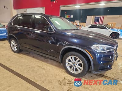 Czwarte zdjęcie samochodu z boku: 2014 BMW X5 XDRIVE35I VIN:5UXKR0C53E0K51669 - miniatura