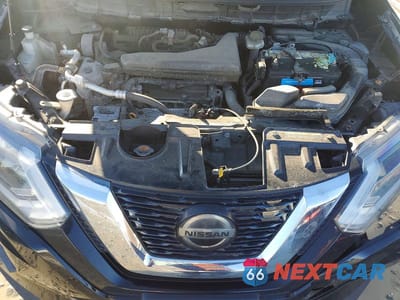 Zdjęcie 12 z 12 samochodu: 2018 NISSAN ROGUE S VIN:JN8AT2MT6JW451626 - miniatura