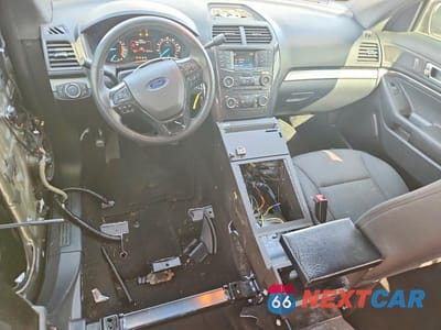 Zdjęcie 8 z 13 samochodu: 2018 FORD EXPLORER POLICE INTERCEPTOR VIN:1FM5K8AT5JGC76962 - miniatura