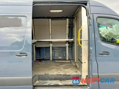Zdjęcie 8 z 10 samochodu: 2019 MERCEDES-BENZ SPRINTER 2500 VIN:WD4PF1CD8KP131565 - miniatura