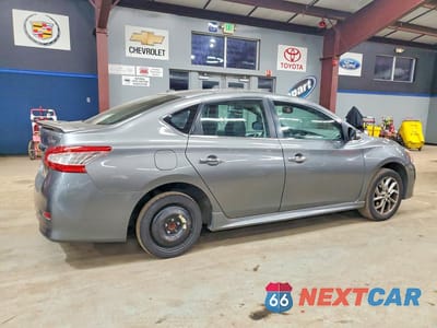 Trzecie zdjęcie samochodu z tyłu: 2015 NISSAN SENTRA SR VIN:3N1AB7AP6FY350804 - miniatura