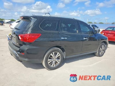 Trzecie zdjęcie samochodu z tyłu: 2018 NISSAN PATHFINDER SV VIN:5N1DR2MN9JC623671 - miniatura