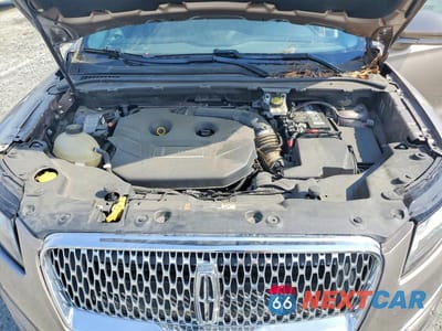 Zdjęcie 12 z 12 samochodu: 2019 LINCOLN MKC VIN:5LMCJ1C93KUL17267 - miniatura