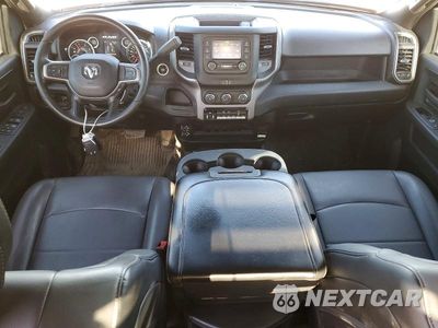 Zdjęcie 8 z 12 samochodu: 2024 RAM 2500 VIN:3C6UR5HL1RG411443 - miniatura