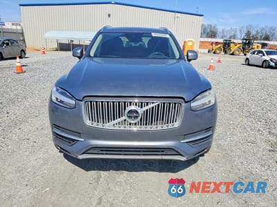 Piąte zdjęcie samochodu w środku: 2017 VOLVO XC90 T8 VIN:YV4BC0PLXH1120617 - miniatura