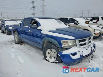 Czwarte zdjęcie samochodu z boku: 2010 DODGE DAKOTA TRX VIN:1D7CW7GP1AS143543 - miniatura