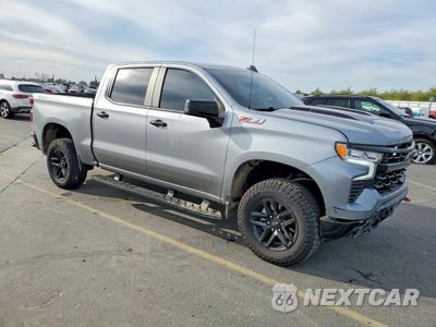 Czwarte zdjęcie samochodu z boku: 2023 CHEVROLET SILVERADO K1500 LT TRAIL BOSS VIN:3GCPDFEK4PG251450 - miniatura
