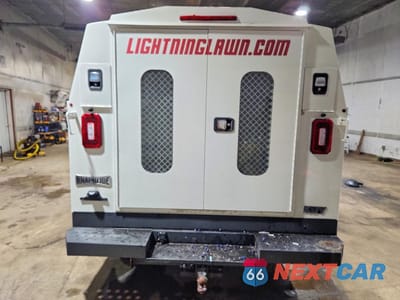 Zdjęcie 6 z 13 samochodu: 2018 FORD ECONOLINE E350 SUPER DUTY CUTAWAY VAN VIN:1FDWE3F63JDC30307 - miniatura