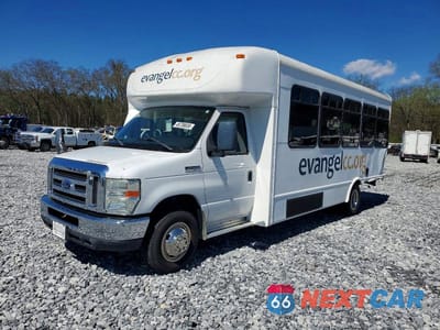 Drugie zdjęcie samochodu z przodu: 2013 FORD ECONOLINE E450 SUPER DUTY CUTAWAY VAN VIN:1FDFE4FSXDDB19468 - miniatura