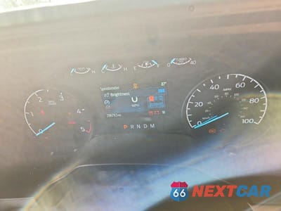 Zdjęcie 9 z 12 samochodu: 2025 FORD F350 VIN:1FT8W3BTXSED42944 - miniatura