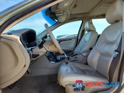 Zdjęcie 7 z 12 samochodu: 2006 VOLVO V70 2.5T VIN:YV1SW592861536491 - miniatura