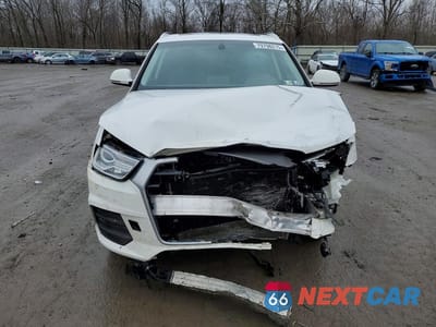 Piąte zdjęcie samochodu w środku: 2017 AUDI Q3 PREMIUM VIN:WA1ECCFS1HR014630 - miniatura