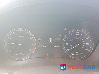 Zdjęcie 9 z 13 samochodu: 2017 GENESIS G80 3.8 VIN:KMHGN4JE6HU195300 - miniatura