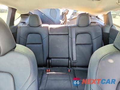 Zdjęcie 10 z 13 samochodu: 2023 TESLA MODEL Y VIN:7SAYGDEE9PF873819 - miniatura