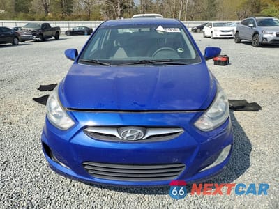 Piąte zdjęcie samochodu w środku: 2013 HYUNDAI ACCENT GLS VIN:KMHCU4AEXDU461770 - miniatura