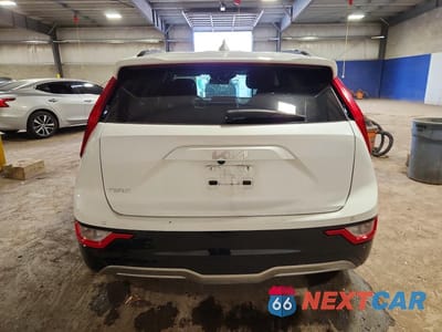 Zdjęcie 6 z 13 samochodu: 2023 KIA NIRO EV WIND VIN:KNDCR3L14P5071451 - miniatura