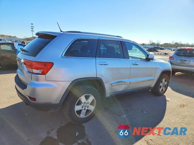 Trzecie zdjęcie samochodu z tyłu: 2012 JEEP GRAND CHEROKEE VIN:1C4RJFAG2CC263645 - miniatura