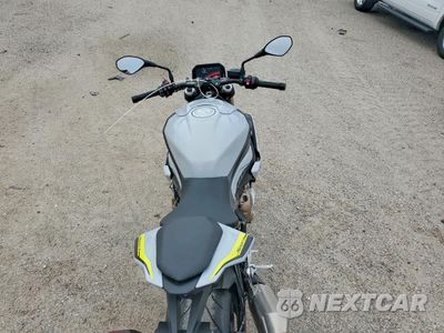 Zdjęcie 6 z 9 samochodu: 2022 BMW S 1000 R VIN:WB10E530XN6E36692 - miniatura