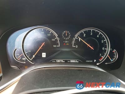 Zdjęcie 9 z 12 samochodu: 2017 BMW 740 I VIN:WBA7E2C39HG740616 - miniatura