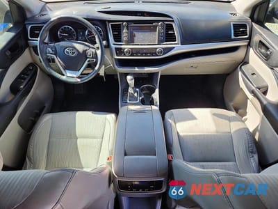 Zdjęcie 8 z 13 samochodu: 2016 TOYOTA HIGHLANDER LE PLUS VIN:5TDBKRFH9GS253605 - miniatura