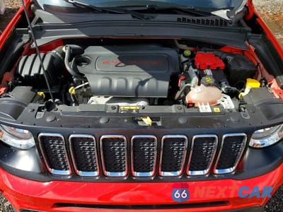 Zdjęcie 11 z 11 samochodu: 2021 JEEP RENEGADE LATITUDE VIN:ZACNJDBB8MPM60433 - miniatura