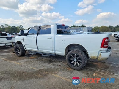 Drugie zdjęcie samochodu z przodu: 2023 RAM 2500 LARAMIE VIN:3C6UR5FL6PG559104 - miniatura