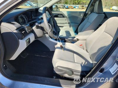 Zdjęcie 7 z 14 samochodu: 2016 HONDA ACCORD LX VIN:1HGCRTF36GA145291 - miniatura