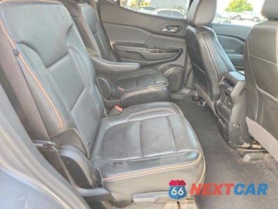 Zdjęcie 11 z 13 samochodu: 2021 GMC ACADIA AT4 VIN:1GKKNLLS5MZ191865 - miniatura