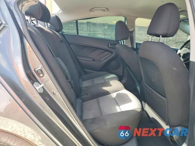 Zdjęcie 10 z 13 samochodu: 2014 KIA FORTE EX VIN:KNAFX4A87E5086660 - miniatura