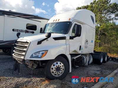 Drugie zdjęcie samochodu z przodu: 2019 FREIGHTLINER CASCADIA 126 SEMI TRUCK VIN:3AKJHHDR7KSKR1504 - miniatura