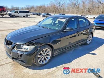 2011 BMW 328 XI WBAPK7C52BF196528 - główne zdjęcie licytacji z USA - miniatura