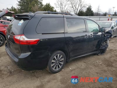 Trzecie zdjęcie samochodu z tyłu: 2019 TOYOTA SIENNA XLE PREMIUM 7-PASSENGER VIN:5TDDZ3DC8KS209967 - miniatura