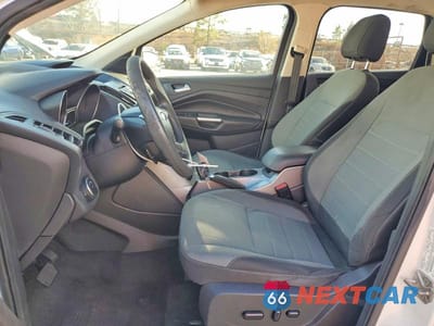 Zdjęcie 7 z 12 samochodu: 2016 FORD ESCAPE SE VIN:1FMCU0GXXGUC61574 - miniatura