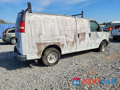 Trzecie zdjęcie samochodu z tyłu: 2006 CHEVROLET EXPRESS 2500 DELIVERY VAN VIN:1GCGG25V661103808 - miniatura