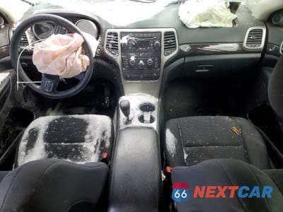 Zdjęcie 8 z 13 samochodu: 2012 JEEP GRAND CHEROKEE LAREDO VIN:1C4RJFAG2CC128701 - miniatura