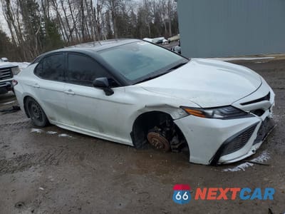 Czwarte zdjęcie samochodu z boku: 2024 TOYOTA CAMRY HYBRID XSE VIN:4T1K31AK6RU078273 - miniatura