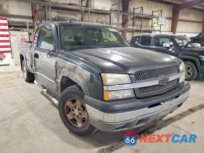 Czwarte zdjęcie samochodu z boku: 2004 CHEVROLET SILVERADO K1500 VIN:2GCEK19T941186506 - miniatura