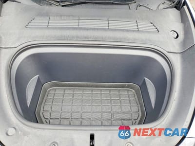 Zdjęcie 11 z 11 samochodu: 2024 TESLA MODEL Y VIN:7SAYGDEE0RA238732 - miniatura