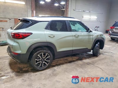 Trzecie zdjęcie samochodu z tyłu: 2025 CHEVROLET TRAILBLAZER ACTIV VIN:KL79MSSL5SB007240 - miniatura